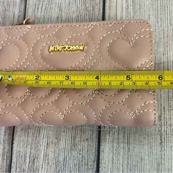 Betsy Johnson Pink Quilted Wallet - Picture 3 of 8
